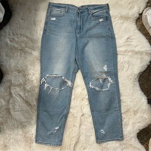 AMERICAN EAGLE Mom Jeans